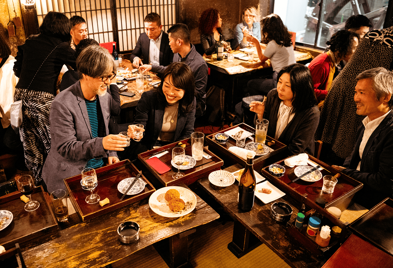 Hostie restaurant front-of-house scene